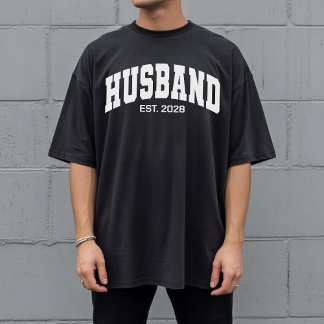 Camiseta Custom varsity wedding shirt for bride groom gift