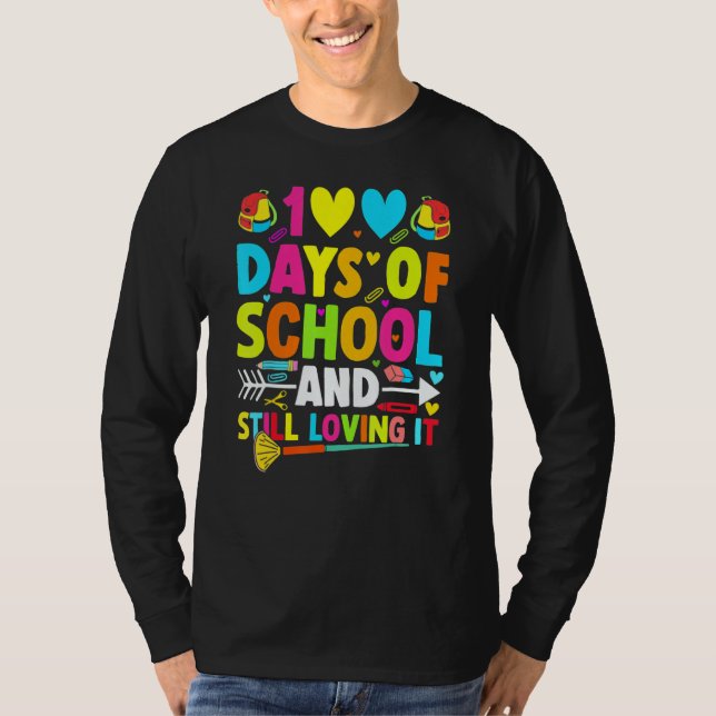Camiseta Cute 100 Days Of School And Still Loving It Hearts (Frente)