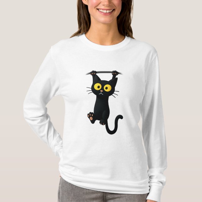 Camiseta Cute Black Cat Hanging Cartoon – Funny Kawaii Cat  (Frente)