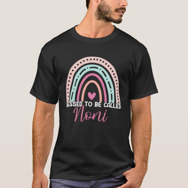Camiseta Cute Blessed To Be Called Noni Rainbow Mom Grandma (Frente)