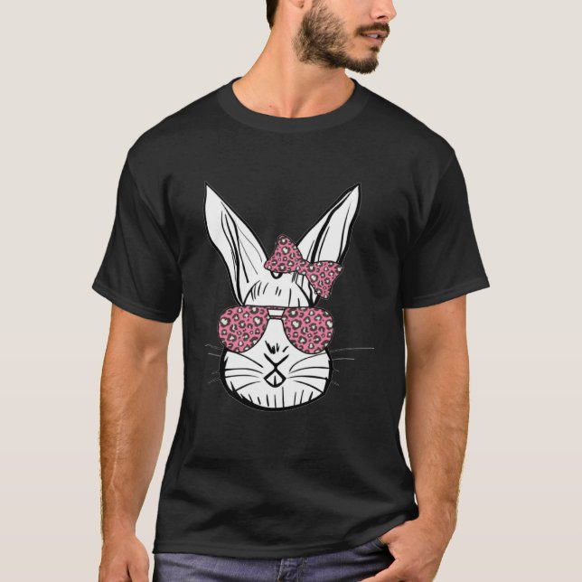 Camiseta Cute Bunny Rabbit Face Messy Bun Leopard Glasses G (Frente)