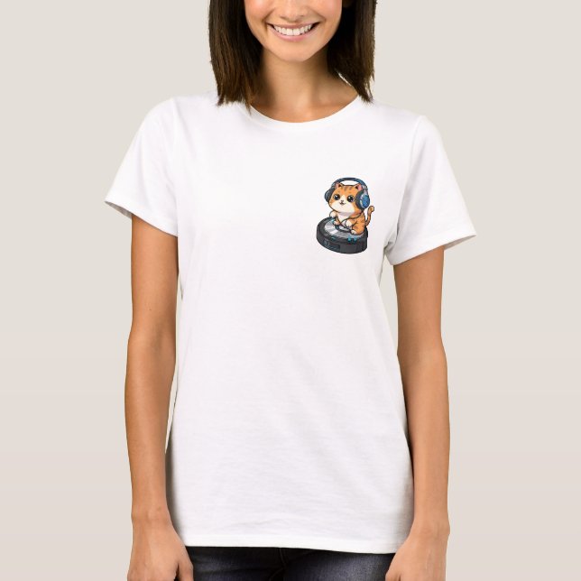 Camiseta Cute Cartoon Cat Wearing Headphones Riding Robot (Frente)