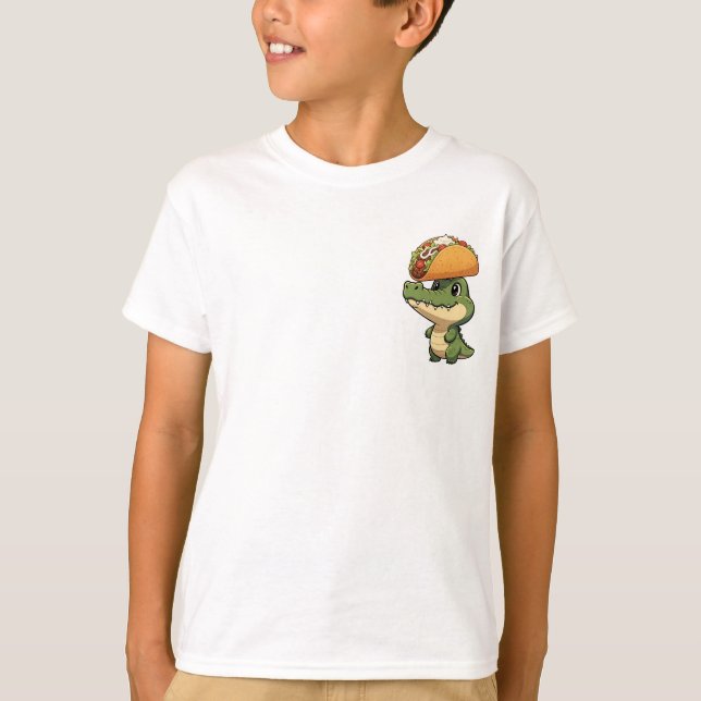 Camiseta Cute Cartoon Crocodile Balancing Giant Taco (Frente)