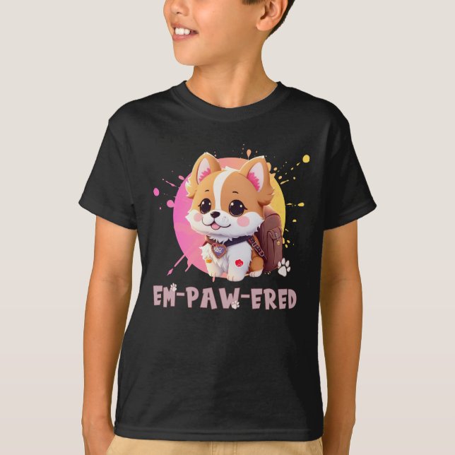 Camiseta Cute Chibi Kawaii Corgi Nome Ano escolar no verso (Frente)