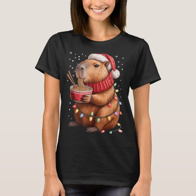 Camiseta Cute Christmas Capybara With Ramen Bowl Holiday Te (Frente)
