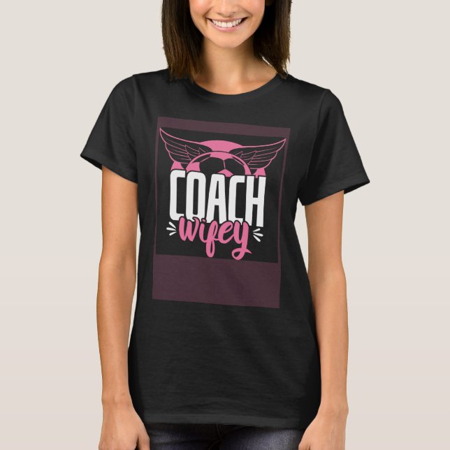 Camiseta Cute Coach Wife Coaching Husband Training Fitness  (Frente)