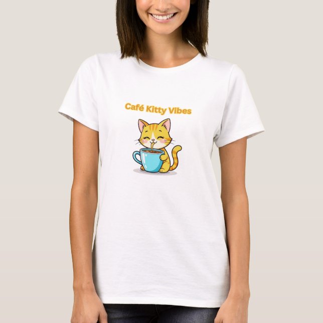 Camiseta **Cute Coffee Cat – Adorable Cat Drinking Coffee I (Frente)