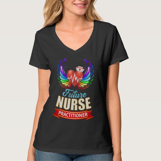 Camiseta Cute Future Nurse Practitioner Graduation Hear Win (Frente)