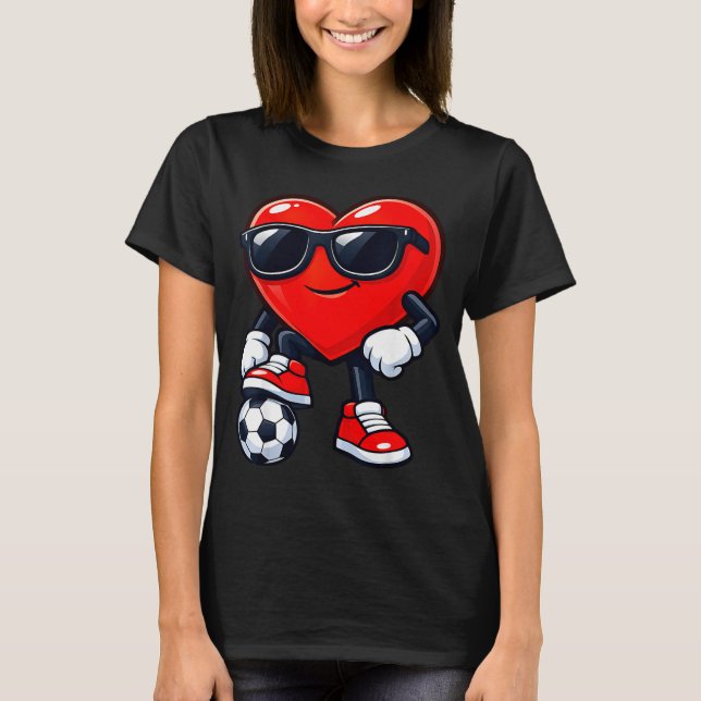 Camiseta Cute Heart Playing Soccer Valentines Day Soccer Bo (Frente)