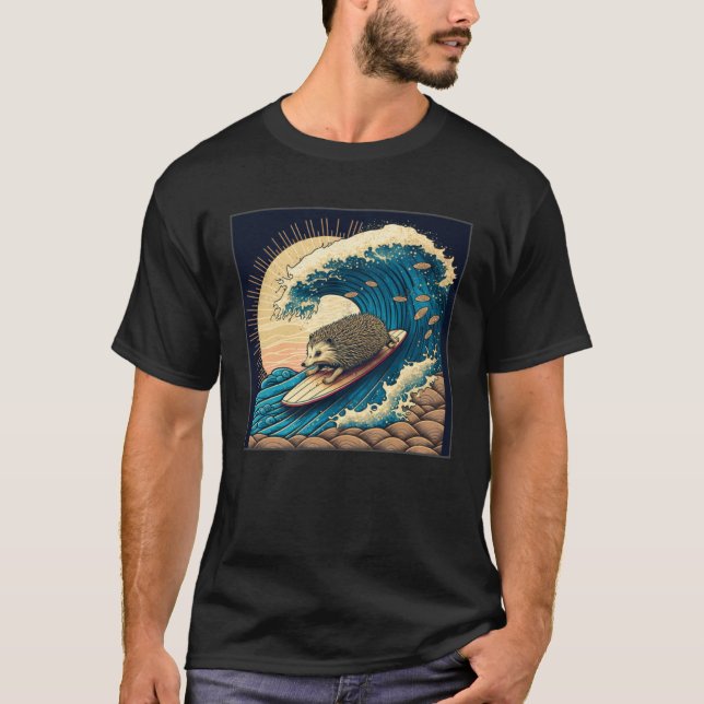 Camiseta Cute Hedgehog Surfing Illustration Sea Great Wave  (Frente)