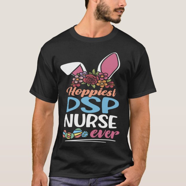 Camiseta Cute Hoppiest DSP Nurse Ever Bunny Ear Red Plaid E (Frente)