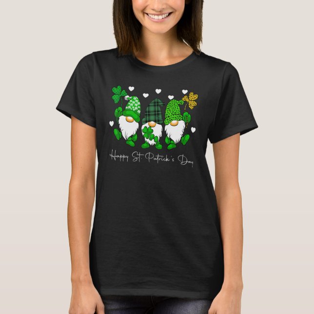 Camiseta Cute Lucky Gnome Happy St Patricks Day Family Outf (Frente)