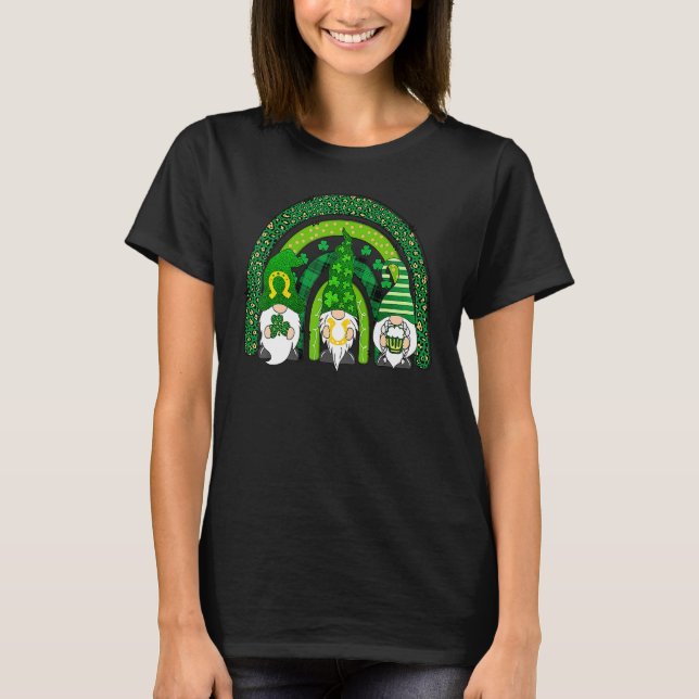 Camiseta Cute Lucky Rainbow Gnome Happy St Patricks Day_1 (Frente)