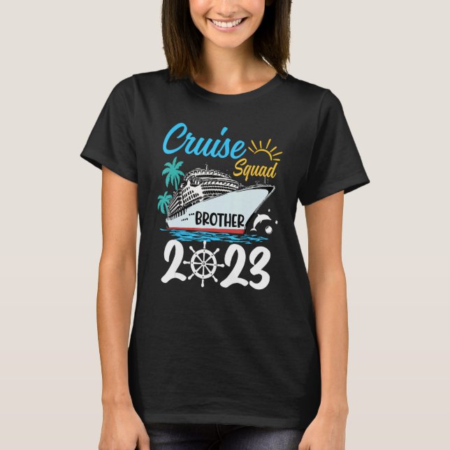 Camiseta Cute Matching Family Cruise Squad 2023 Brother Cru (Frente)