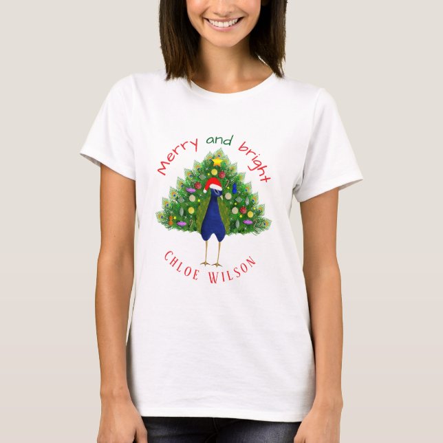 Camiseta Cute Merry and Bright Christmas Tree Peacock (Frente)