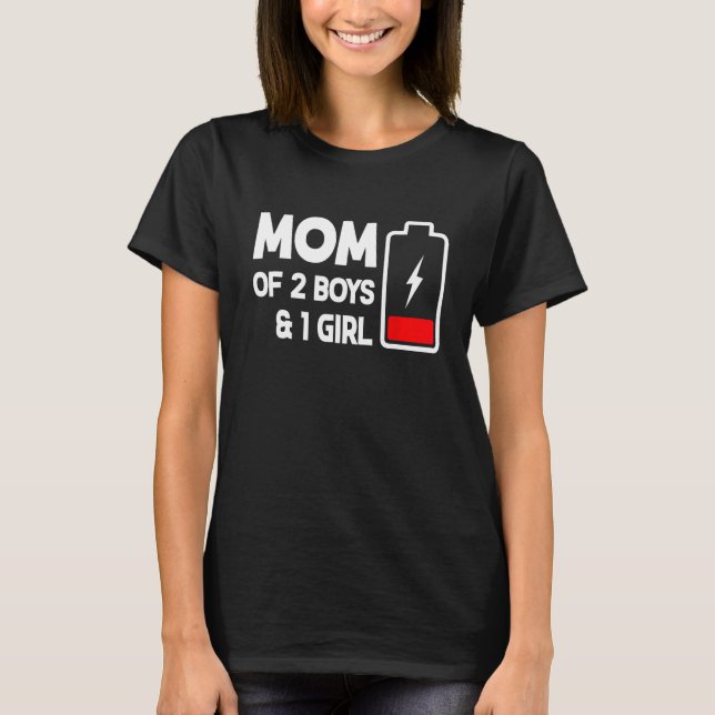 Camiseta Cute Mom Of 2 Boys & 1 Girls Low Battery Mama Moth (Frente)