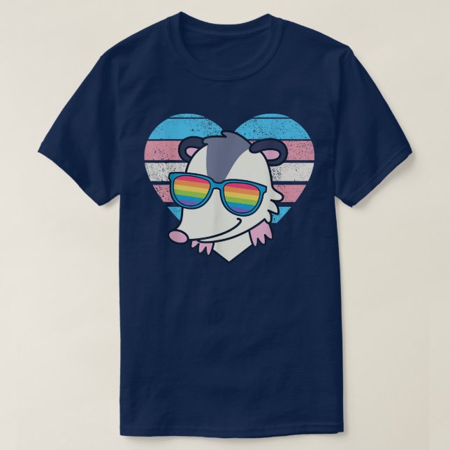 Camiseta Cute Opossum Pride Trans Flag Rainbow Sunglasses L (Frente do Design)
