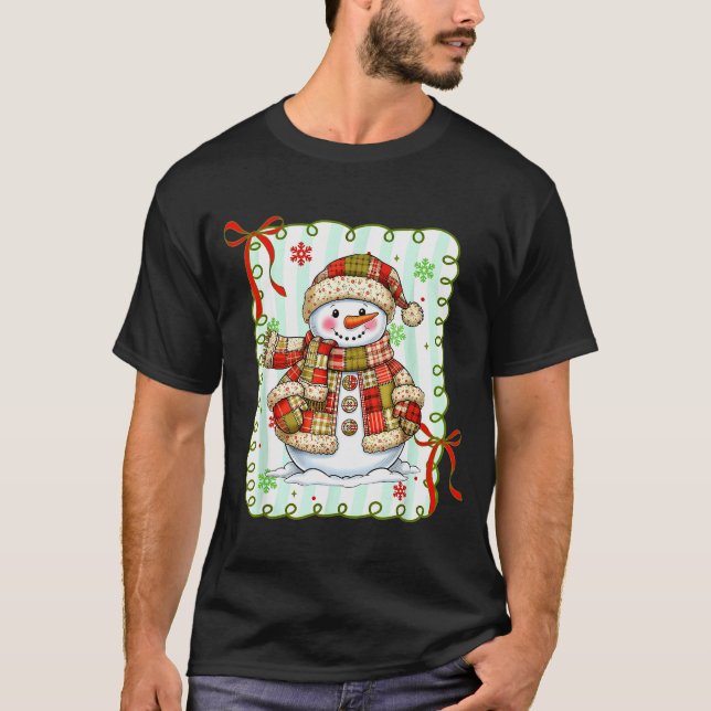 Camiseta Cute Patchwork Snowman Bow Christmas Xmas Men Wome (Frente)