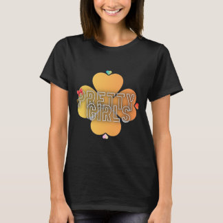 Camiseta Cute Pretty Girls Clover Typography T-Shirt