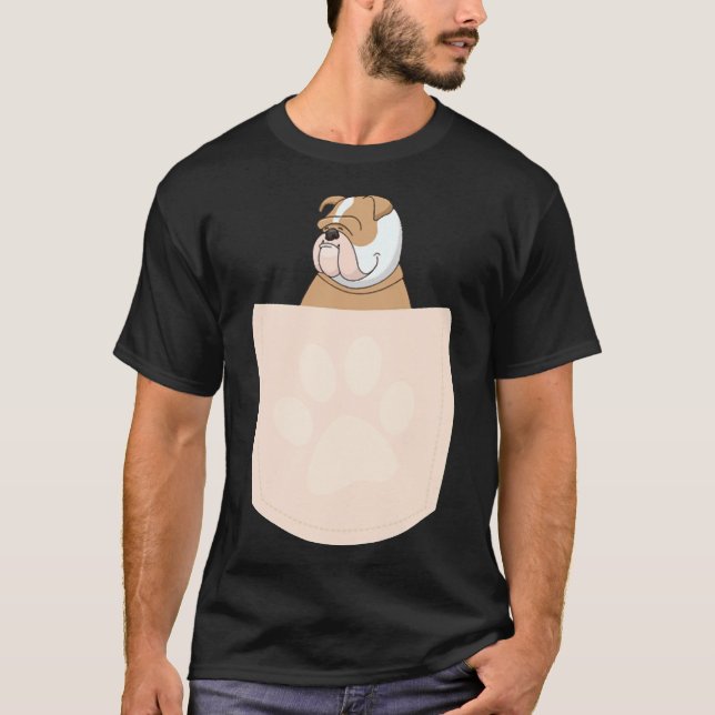 Camiseta Cute Pug in Pocket Essential T-Shirt 939 (Frente)
