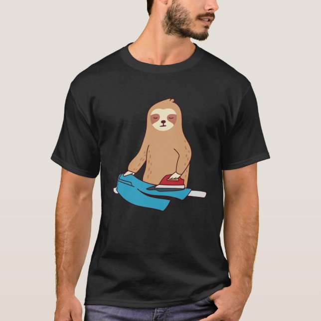 Camiseta Cute Sloth Ironing Rodent Lazy Tired (Frente)