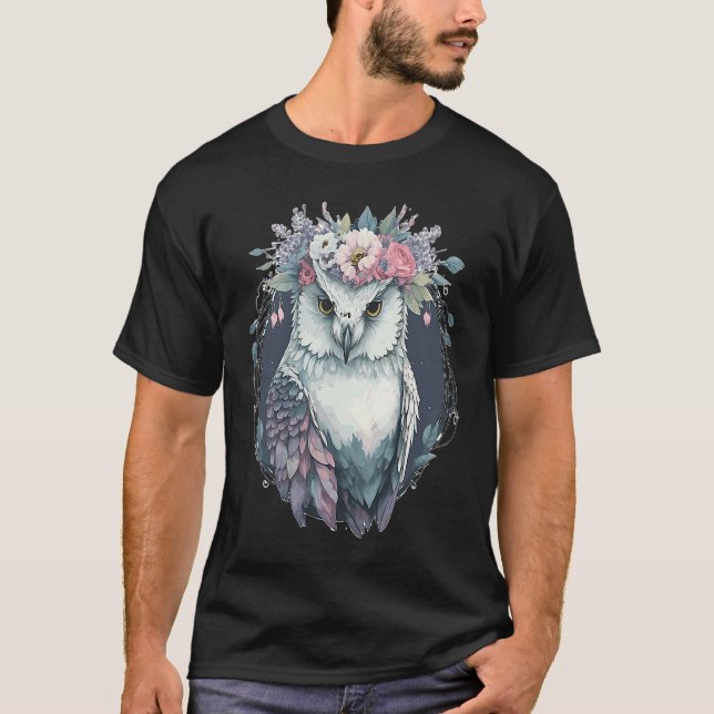 Camiseta Cute Snow Owl Bird Flower Crown Floral Birds (Frente)