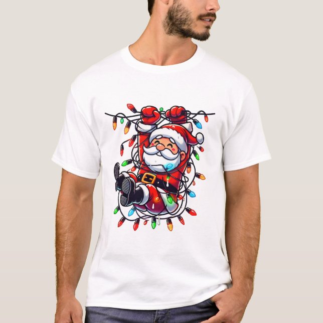 Camiseta Cute Tangled Santa in Christmas Lights (Frente)