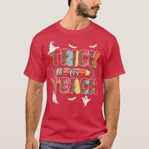 Camiseta Cute Trick Or Teach Fun Halloween Teacher Leopard 