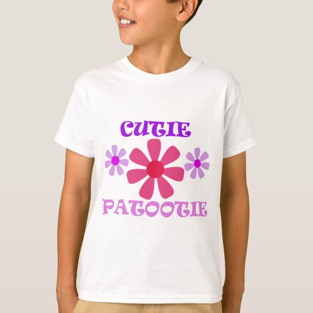 Camiseta Cutie Patootie com flores (Frente)