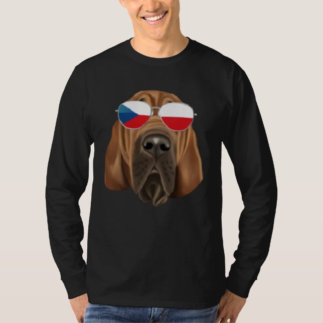Camiseta Czech Flag Bloodhound Dog Czech Republic Pocket (Frente)