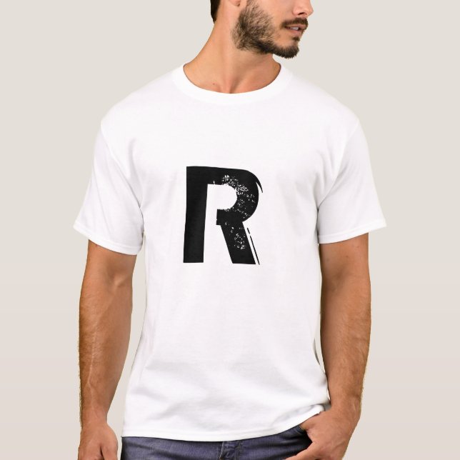 camiseta da letra R (Frente)