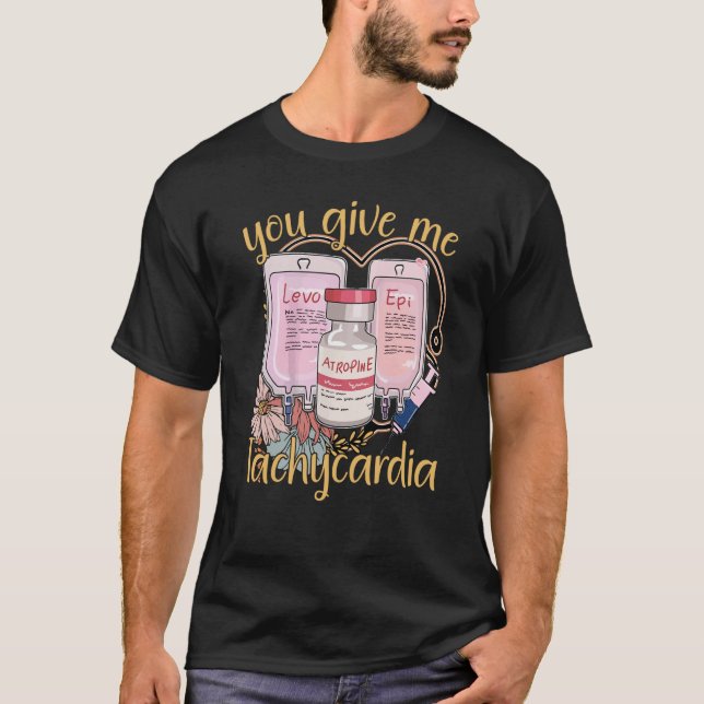 Camiseta Dá-Me Taquicardia Enfermeira roupa Valentineu20 (Frente)