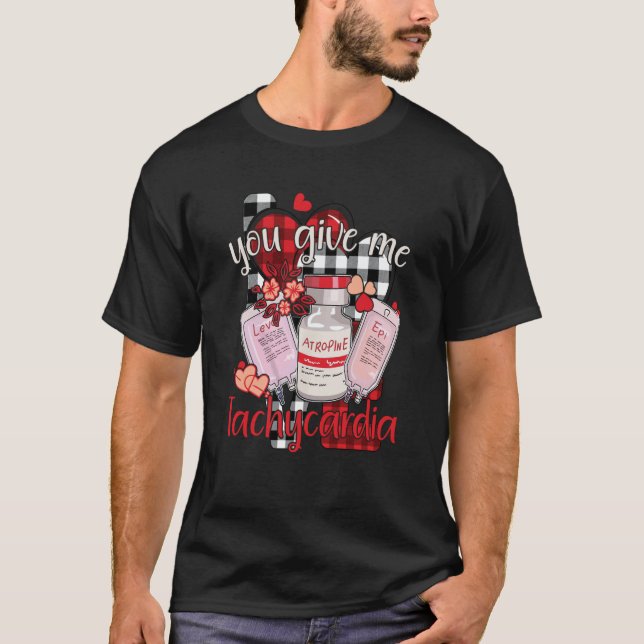 Camiseta Dá-Me Taquicardia Enfermeira roupa Valentineu20 (Frente)