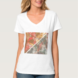 Camiseta da mulher gráfica geométrica