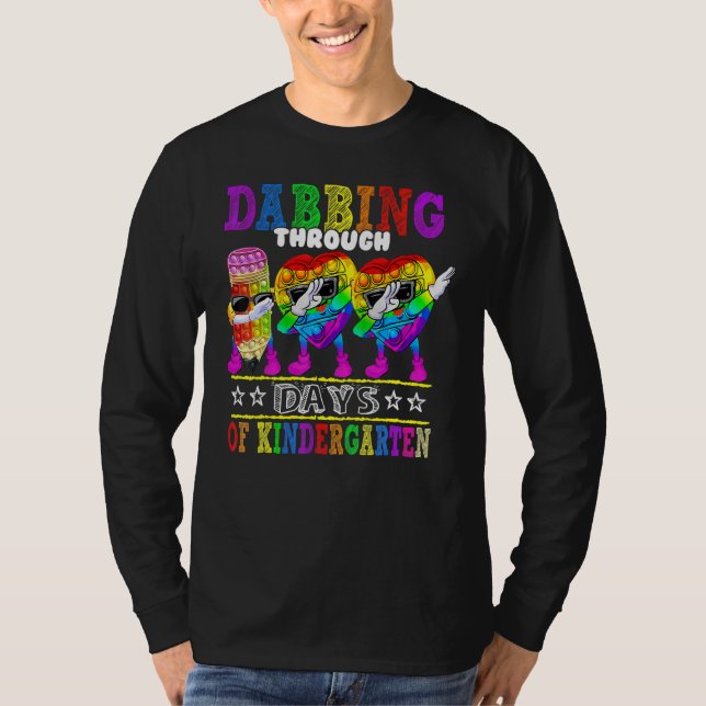 Camiseta Dabbing Através De 100 Dias De Pavilhão Do Jardim  (Frente)