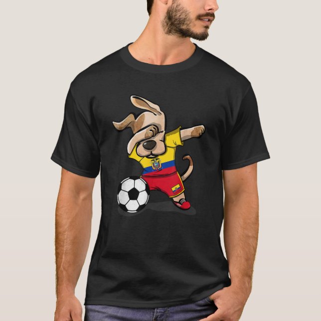 Camiseta Dabbing Dog Ecuador Soccer Ecuadorean Flag Footbal (Frente)