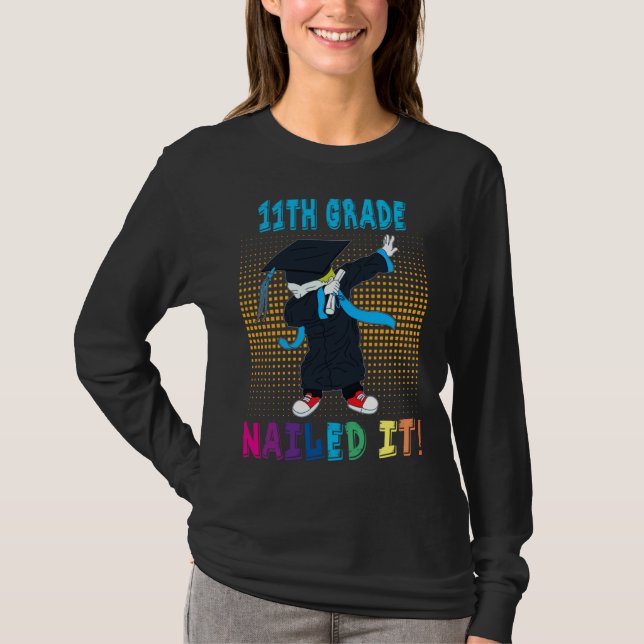 Camiseta Dabbing Graduation Boy 11TH GRADE Nailed It (Frente)