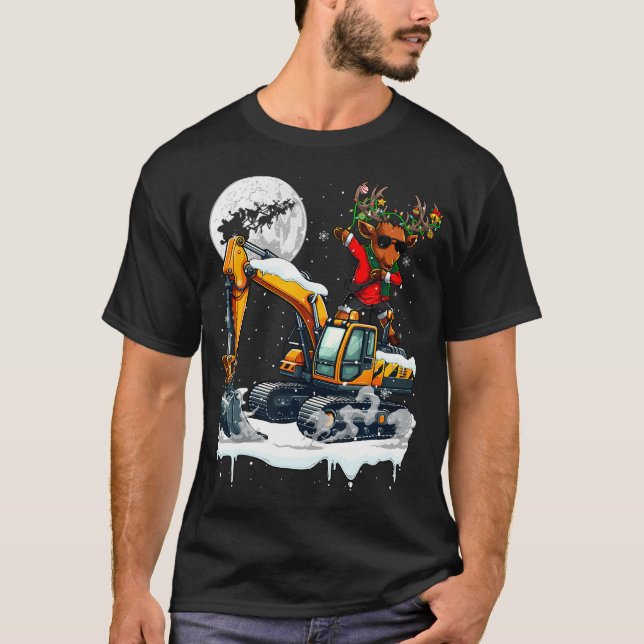 Camiseta Dabbing Reindeer On Excavator Truck Christmas Driv (Frente)