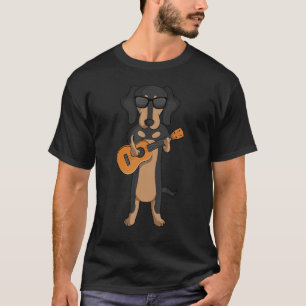 Camiseta Dachshund Dog Jogando Ukulele Guitar