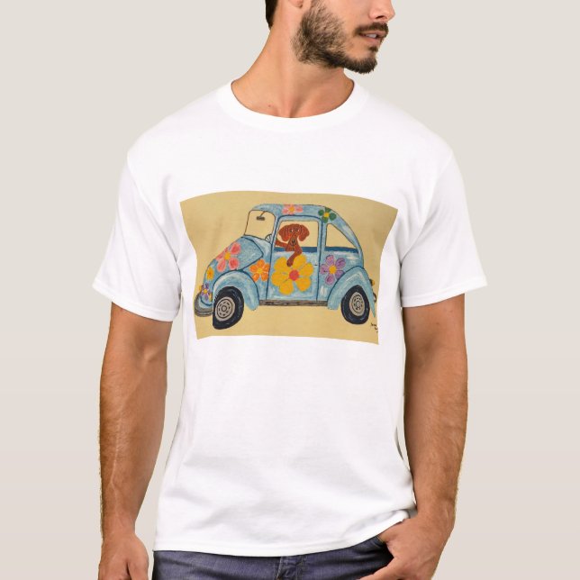 Camiseta Dachshund in Hippie car T-Shirt (Frente)