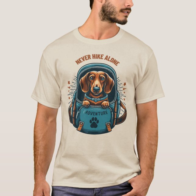 Camiseta Dachshund Nunca Hike Sozinho (Frente)
