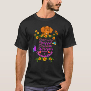 CAMISETA DACHSHUND PET FUNNY WIENER DOG COMEÇA COM CAFÉ