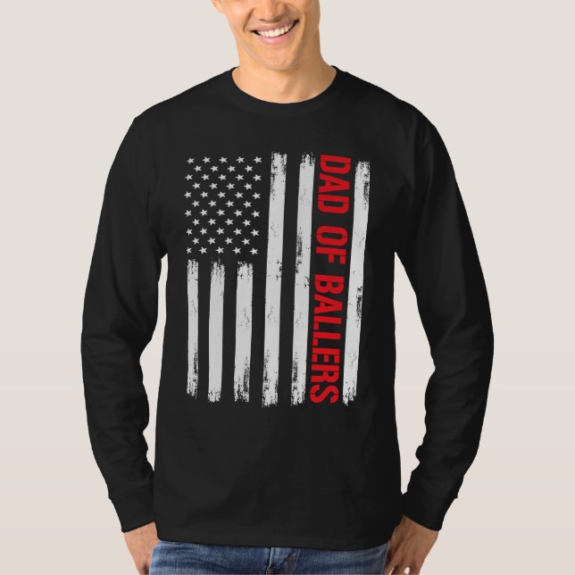 Camiseta Dad Ballers American Flag Volleyball Softball Team (Frente)