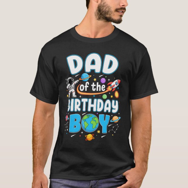 Camiseta Dad Of The Birthday Boy Astronaut Family Space Pla (Frente)