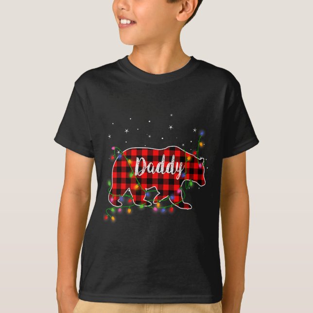 Camiseta Daddy Bear Red Plaid Christmas Pajama Family Gift  (Frente)