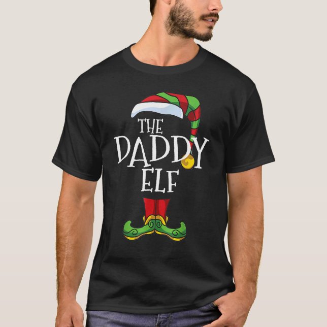 Camiseta Daddy Elf Family Matching Christmas Group  1 (Frente)