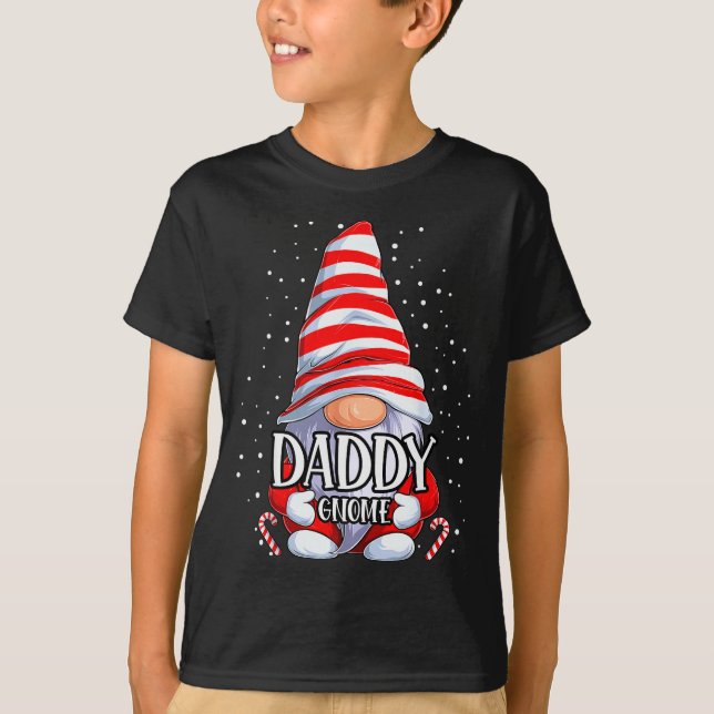 Camiseta Daddy Gnome Christmas Pajamas Matching Family Grou (Frente)