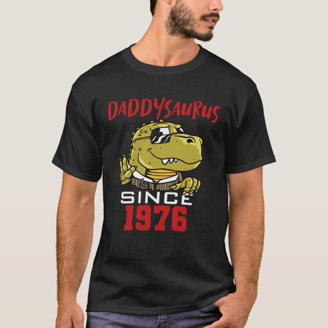 Camiseta Daddysaurus since 1976 (Frente)