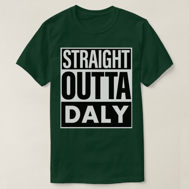 Camiseta Daly Name Hetero Outta Daly (Frente do Design)