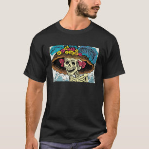 Camiseta Dama de Crânio Açucarado com Chapéu Floral Pop Art